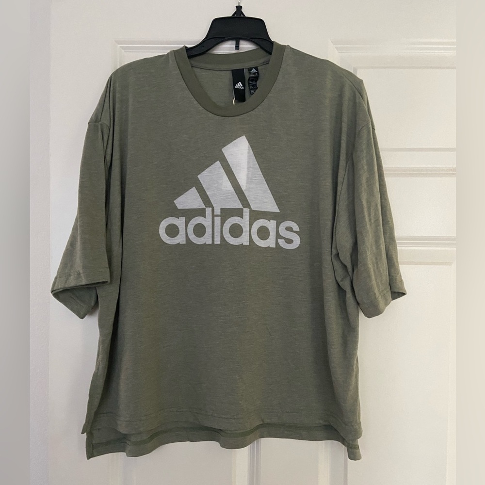 Adidas green short sleeve t-shirt - NWT